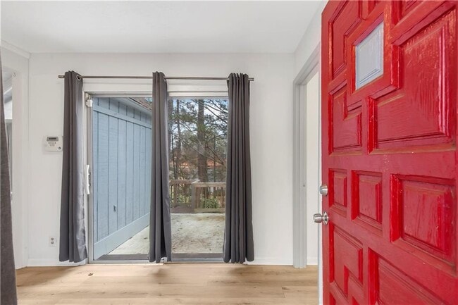 Building Photo - 264 Jones Dr