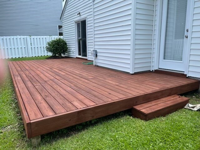 Back deck - 5403 Ivocet Dr