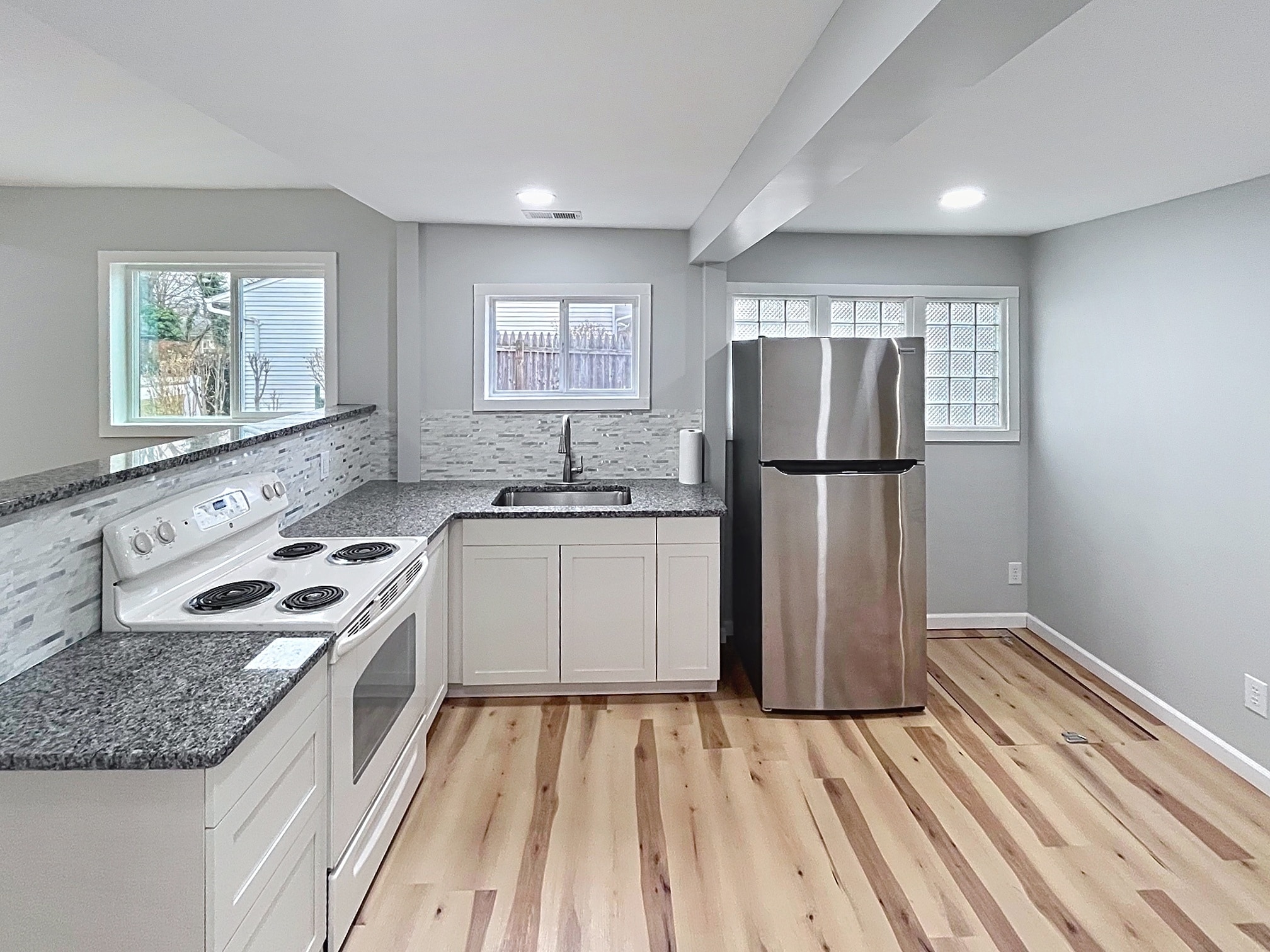 Building Photo - 38599 Plains Ct