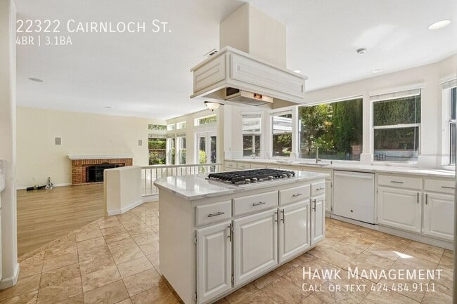 Building Photo - 22322 Cairnloch St