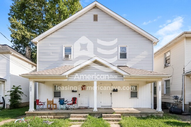 Building Photo - 1805 Columbia Ave