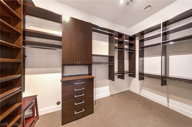 Building Photo - 1501 Foothills Village Dr