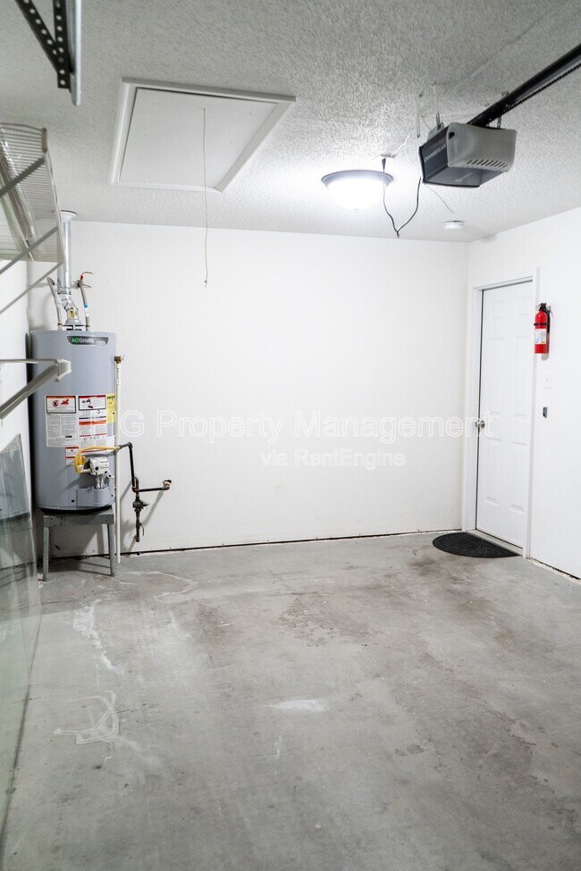 Building Photo - 8013 Keybridge Way