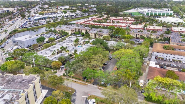 Building Photo - 8617 SW 68th Ct