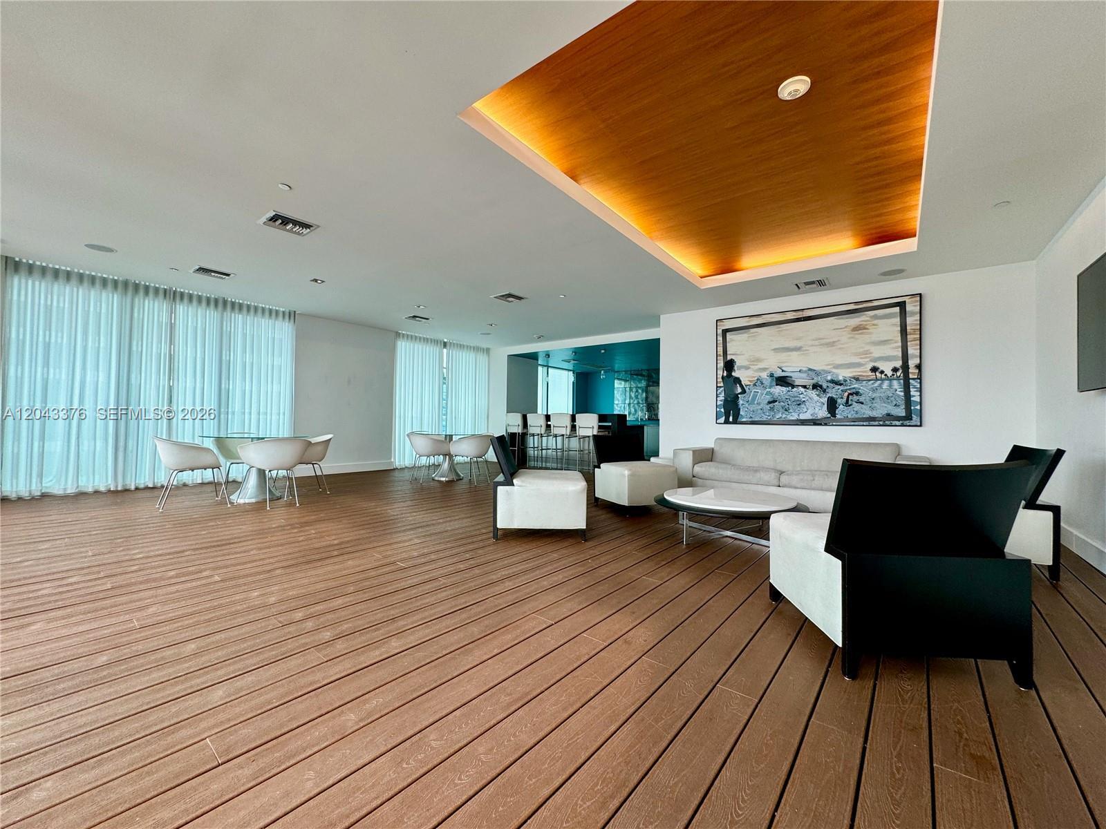 Building Photo - 500 Brickell Ave