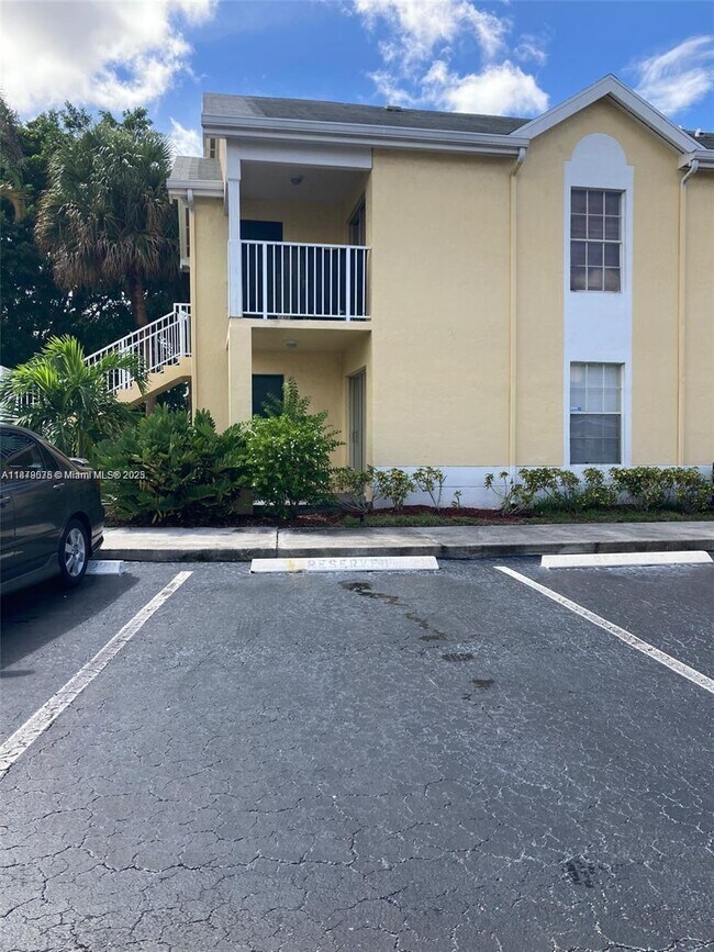 Building Photo - 6340 La Costa Dr