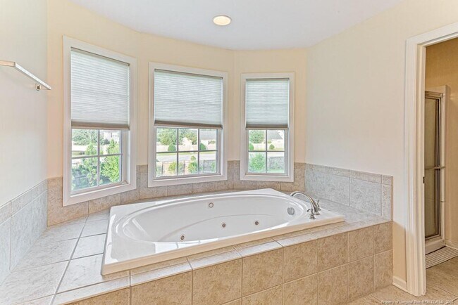 Building Photo - 1901 Ellie Ave