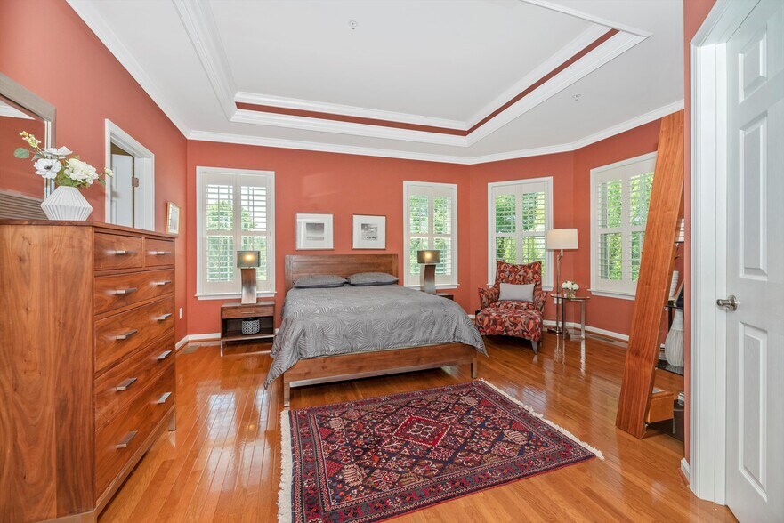 First Floor Owner's Suite - 2507 Mill Race Rd