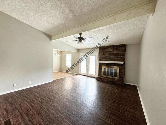 Building Photo - 1404 S Gemini Rd