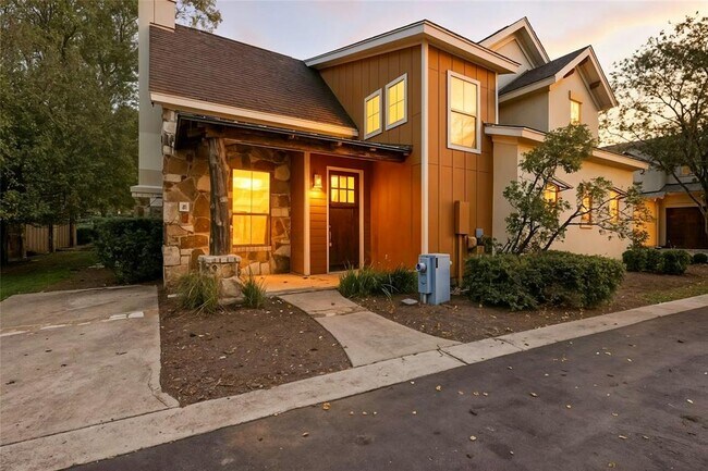 Building Photo - 8917 Old Lampasas Trail