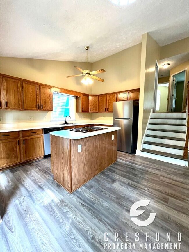 Building Photo - Waterview 3BR 2Bath Off Ramsey Street