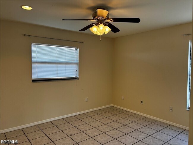 Building Photo - 229 Hancock Bridge Pkwy