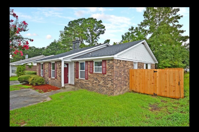 Building Photo - 202 Miami St