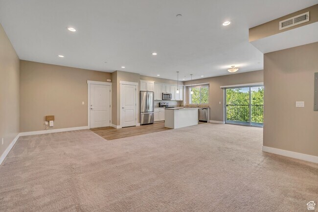 Building Photo - 1225 Wolf Hollow Ln