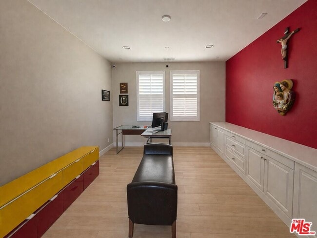 Building Photo - 14811 Blossom Ln