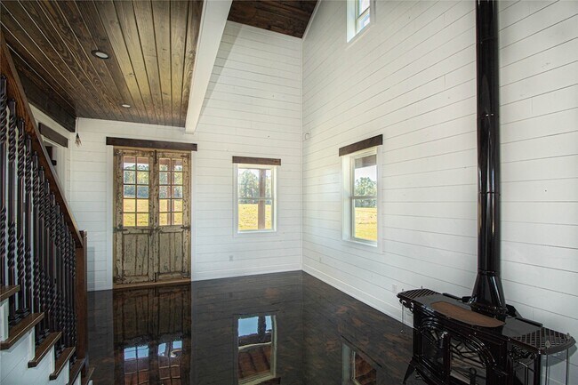 Building Photo - 1275 Castlewood Rd