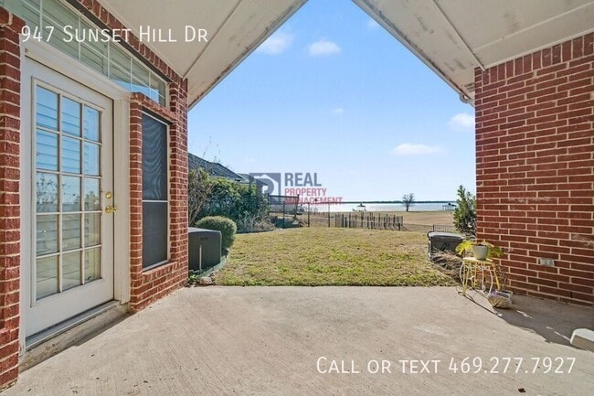 Building Photo - 947 Sunset Hill Dr