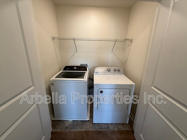 Building Photo - 30 Moon Rock Ct