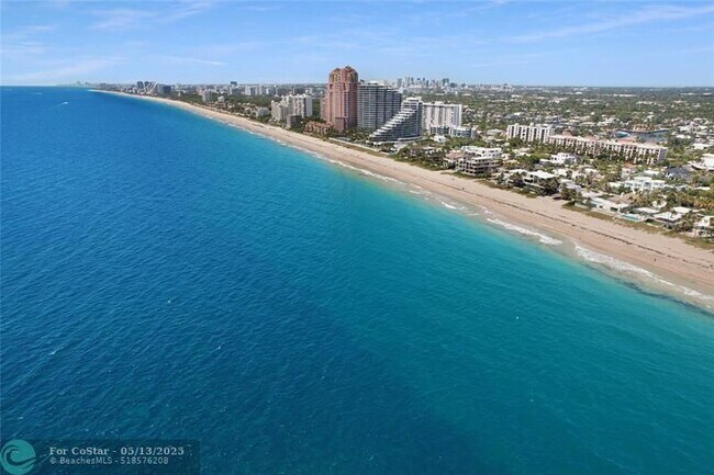 Building Photo - 2716 N Ocean Blvd