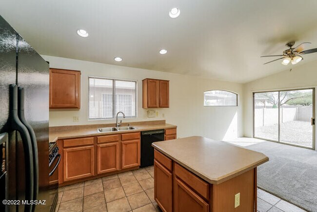 Building Photo - 5133 S Lavender Hills Ln