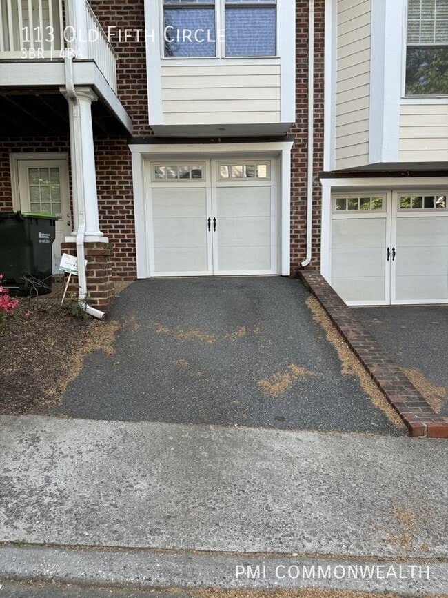 Building Photo - 113 Old Fifth Cir