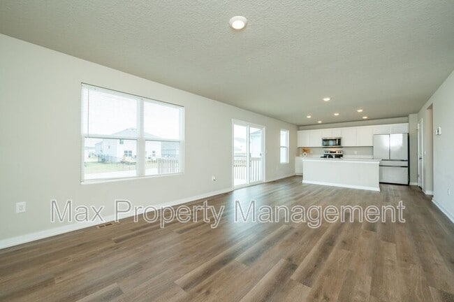 Building Photo - 4308 NE 15th St