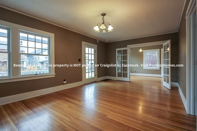 Building Photo - 4626 NE 29th Ave