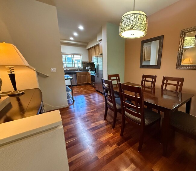 Building Photo - Experience Comfortable Living at The Camde...