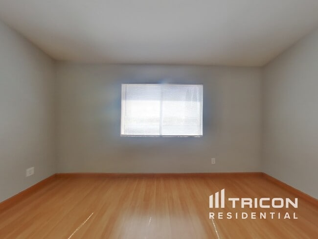 Building Photo - 9027 Warm Springs Cir
