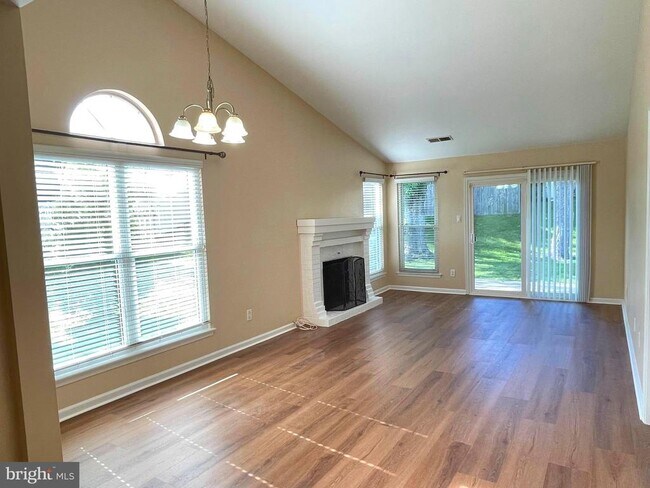 Building Photo - 269 Wood Stream Ct
