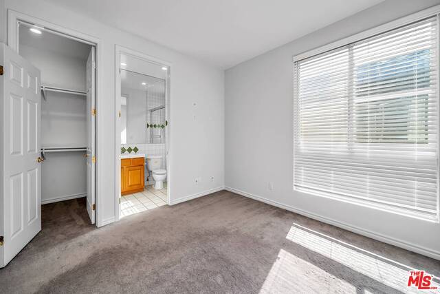 Building Photo - 4940 Laurel Canyon Blvd