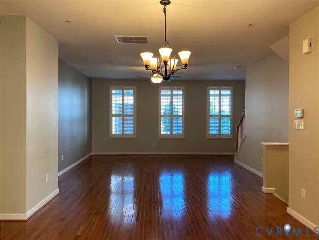 Building Photo - 2525 Perch Ln
