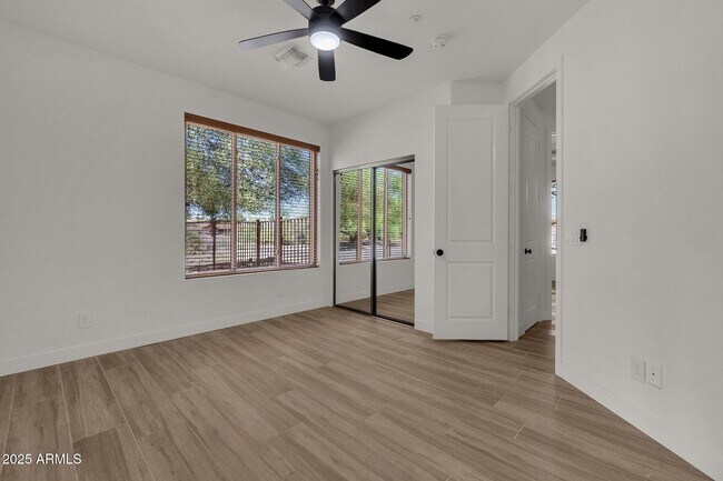 Building Photo - 14052 N El Pueblo Blvd