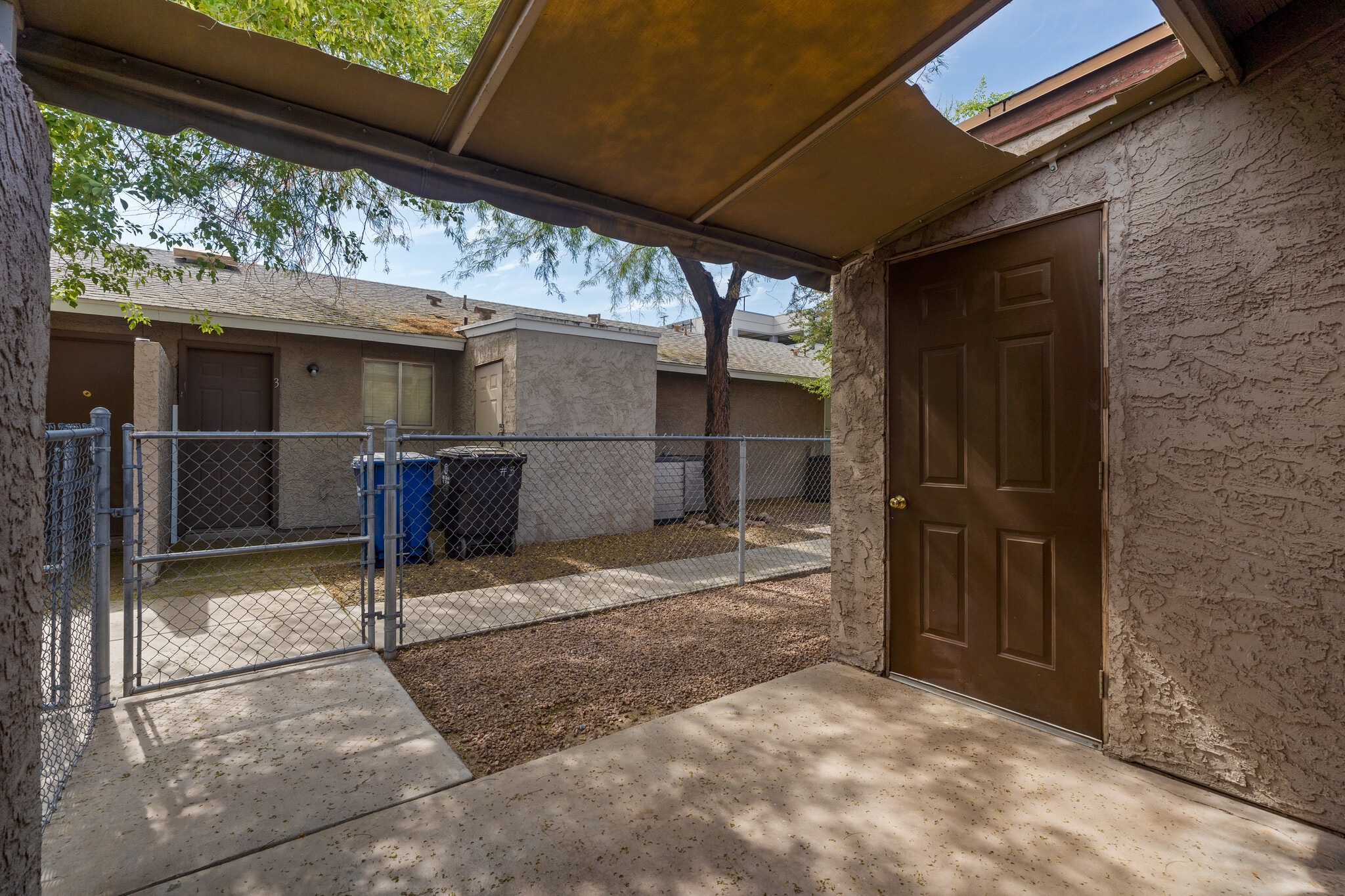 Has new awning - 1314 W 3rd St