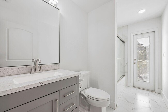 Building Photo - 21356 Summertrace Cir