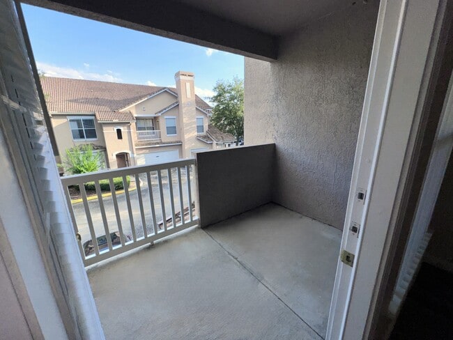 Building Photo - 10412 Villa View Cir