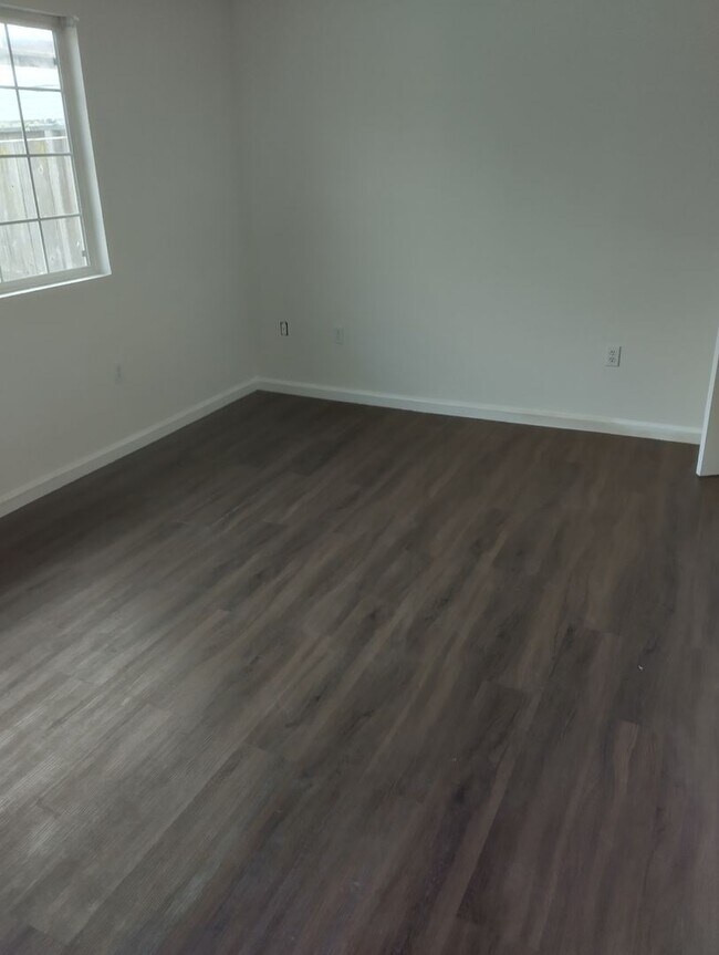 Building Photo - Remodeled 4 bedroom Single Story Home in San Pablo, CA.