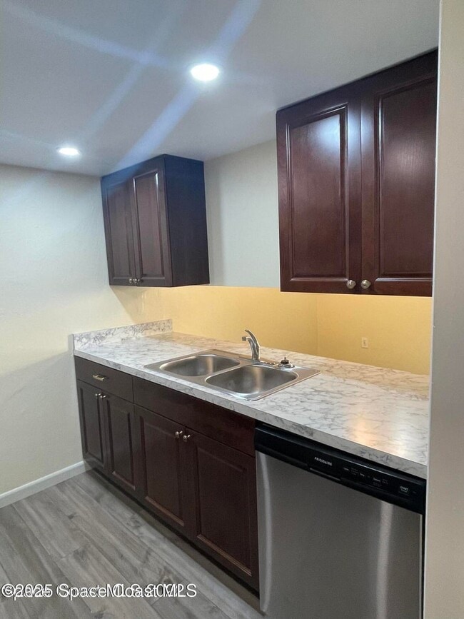 Building Photo - 119 San Paulo Ct