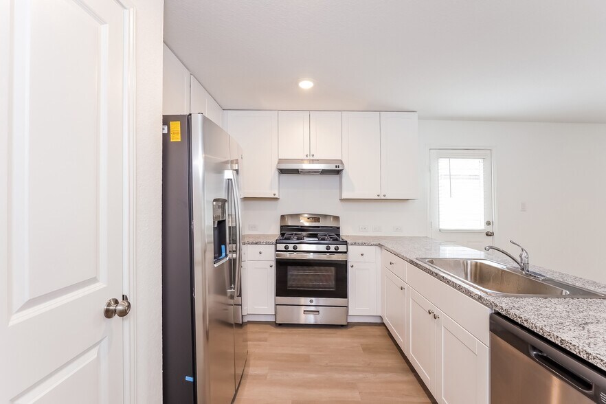 Building Photo - 2839 Ruby Crossing