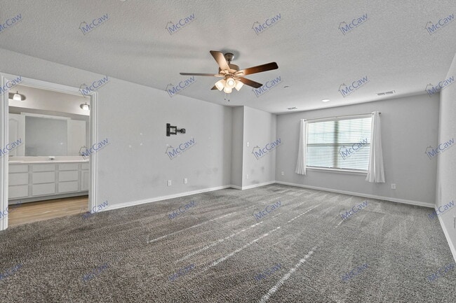 Building Photo - 3500 Cricket Dr