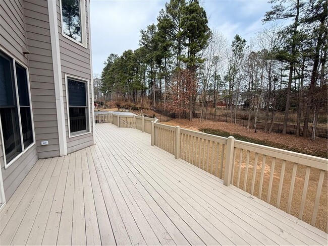 Building Photo - 1570 Briergate Dr