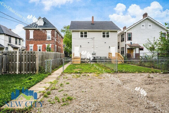 Building Photo - 53-55 Hawkes Avenue, Columbus, OH 43222