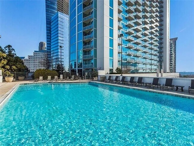 Building Photo - 3324 Peachtree Rd