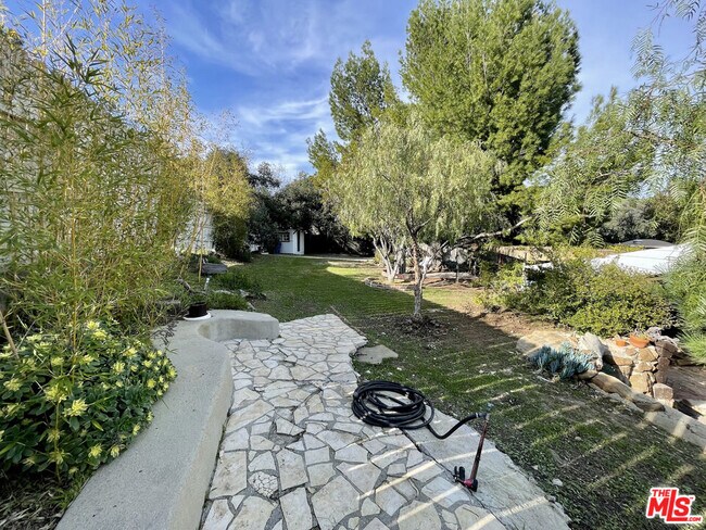 Building Photo - 22500 Monte Vista Dr