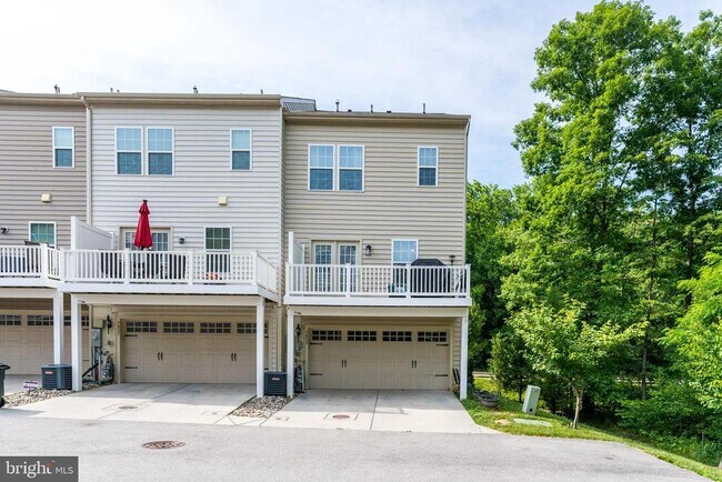 Building Photo - 7855 Port Capital Dr