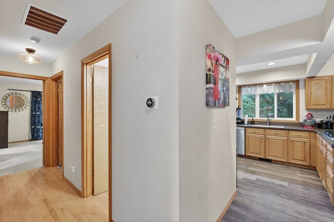 Building Photo - Coastal Elegance Near Sunrise Beach: Luxury 3BR/2.5BA Gig Harbor Home