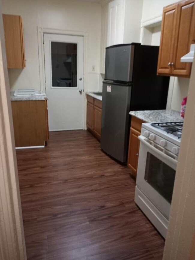 Kitchen - 349 Broadway