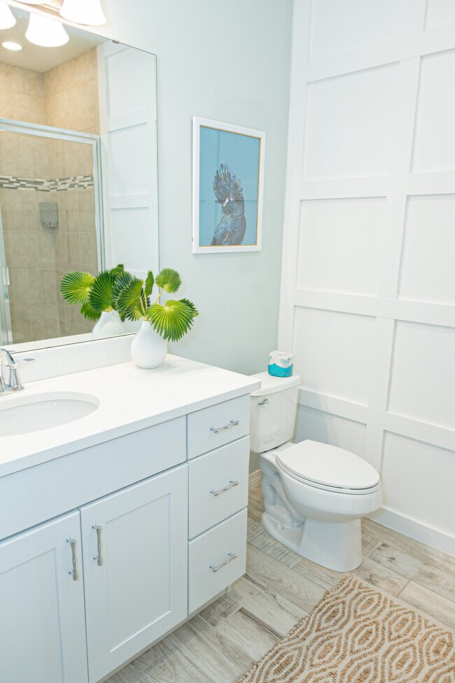 Building Photo - 6619 Carlinga Dr