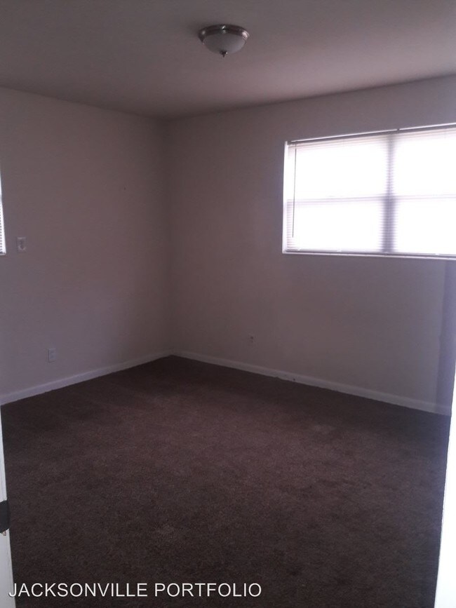 Building Photo - 6739 Daughtry Blvd S