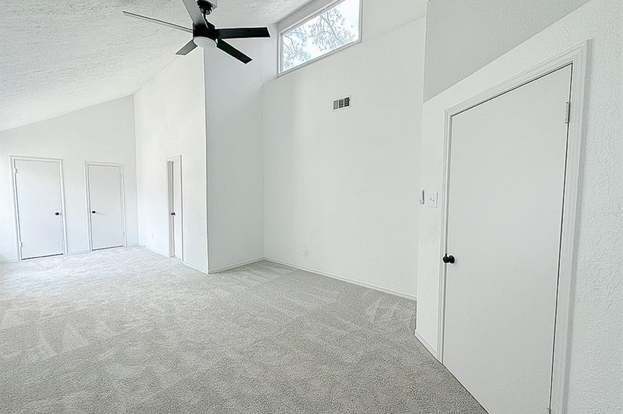 Building Photo - 17809 Cluster Ct